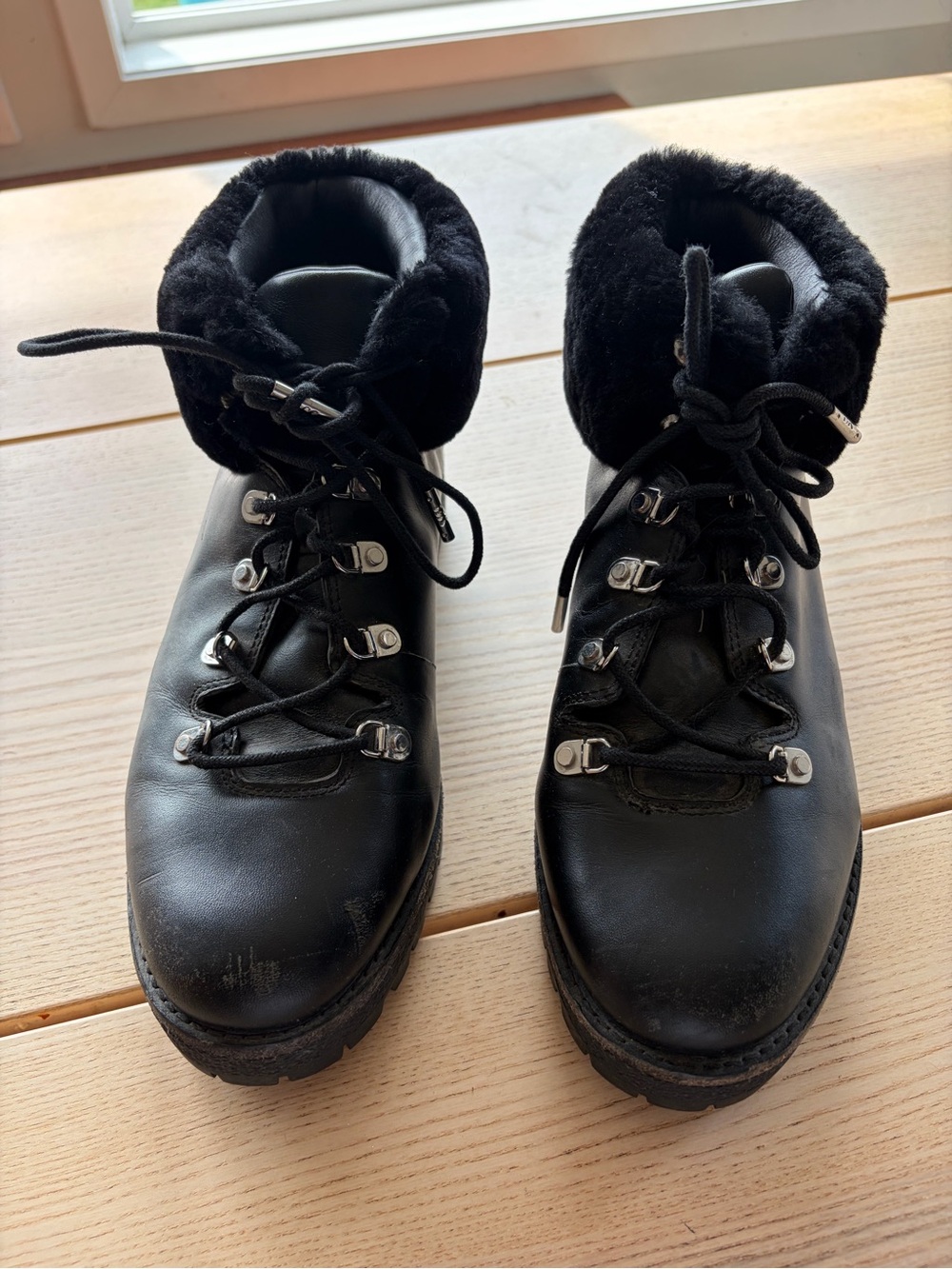Michael Kors Black Lace-Up Faux-Fur Collar Hiking Boots